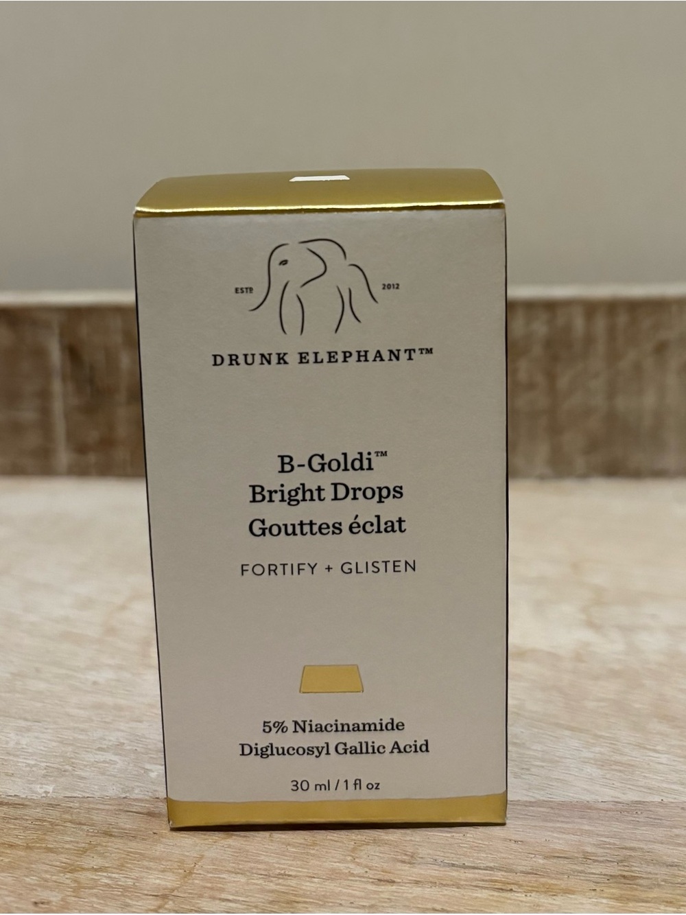 Drunk Elephant B-Goldi Bright Drops – Gold/White